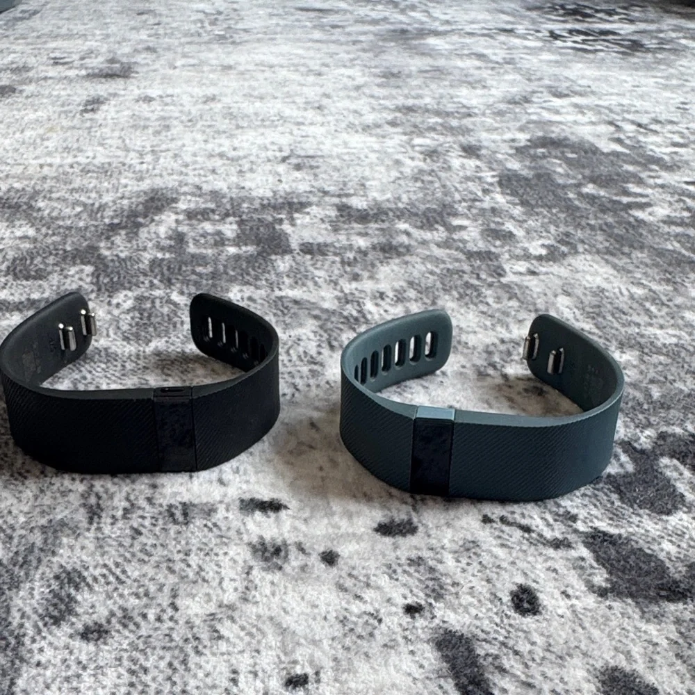 Fitbit Set - Black and blue